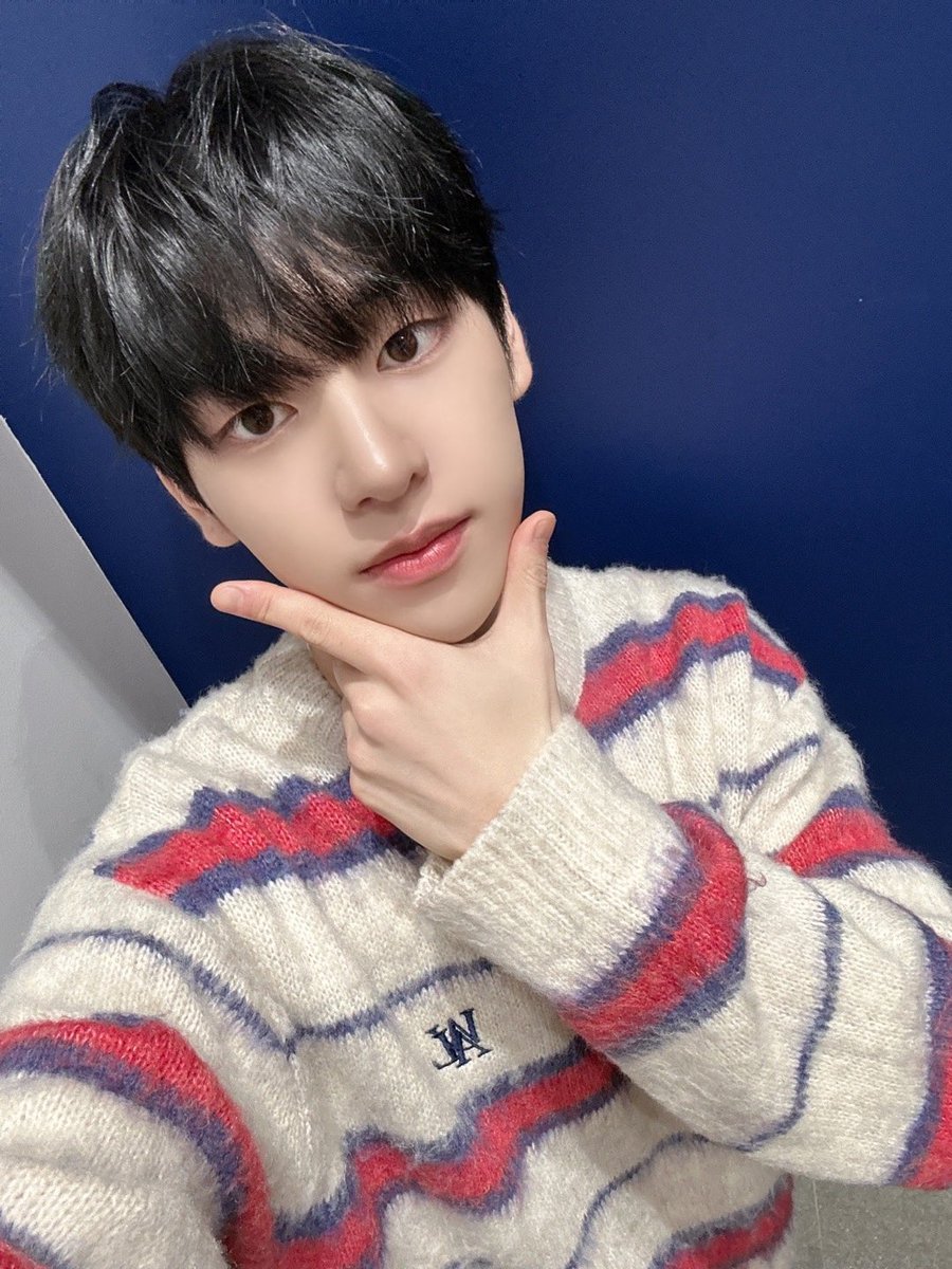 DRIPPIN's tweet photo. [🎥] 돌식탁🍽️ EP.17 드리핀 차준호, 김동윤 'Beautiful 토크 폭격기 강쥐즈'' (출처 : 돌과함께 WithIDOL | Youtube)  

▶ https://t.co/aC3Wama7VA

#DRIPPIN #드리핀
#Beautiful_MAZE https://t.co/90HvrT1F6J
