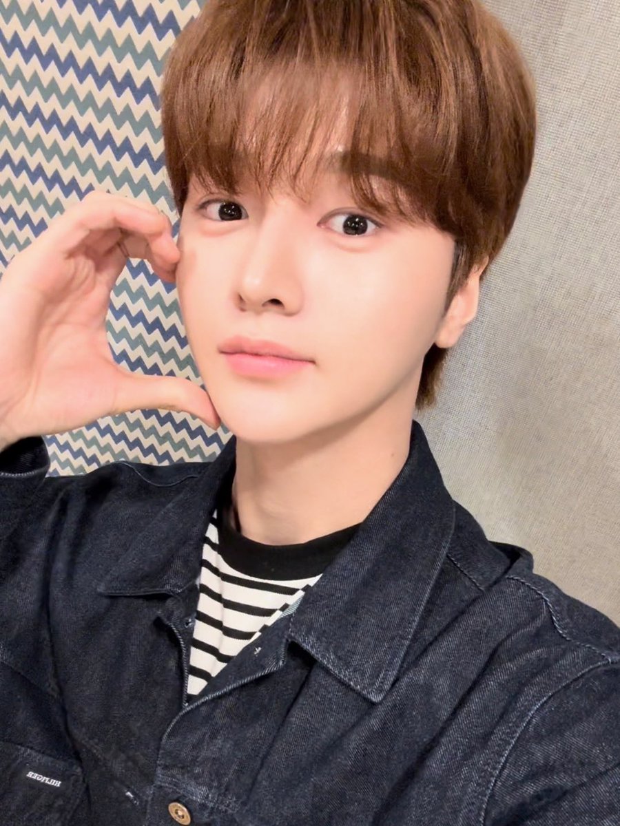 DRIPPIN's tweet photo. [🎥] 돌식탁🍽️ EP.17 드리핀 차준호, 김동윤 'Beautiful 토크 폭격기 강쥐즈'' (출처 : 돌과함께 WithIDOL | Youtube)  

▶ https://t.co/aC3Wama7VA

#DRIPPIN #드리핀
#Beautiful_MAZE https://t.co/90HvrT1F6J