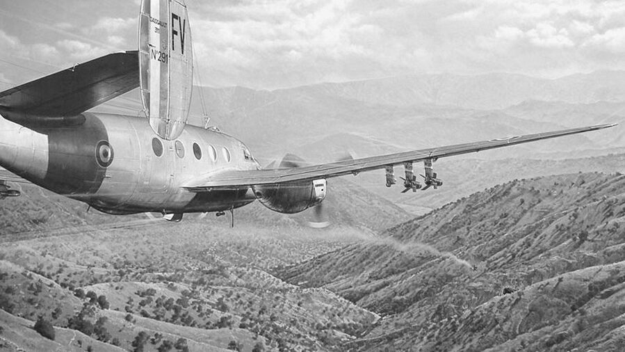 fr.sott.net/article/43536-…
France-Algérie, deux siècles d'histoire. Quand l'armée française « pacifiait » au napalm