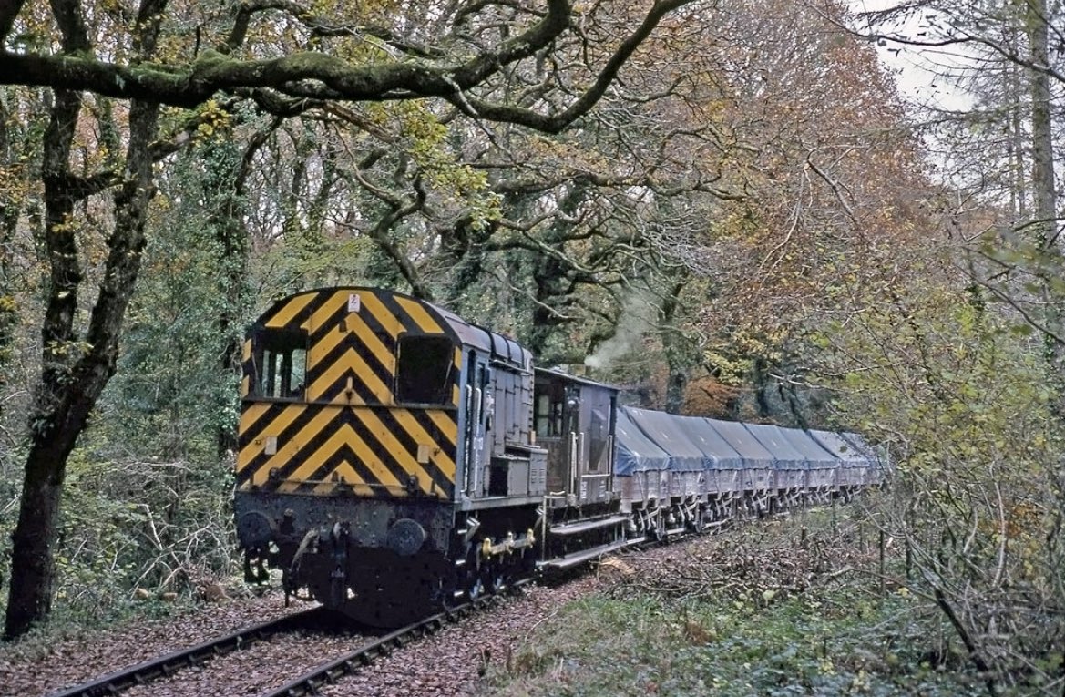 08113 with China clay in the woods of the Camel Valley having left Wenford Bridge 19th November 1980 #ShunterSunday 📸 Bob Read