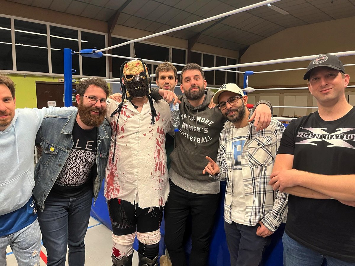 DimitriDuCatch's tweet photo. Le Docteur Muller a gagné son match handicap mais surtout nos cœurs. Merci à la FWC pour cette vraie belle soirée de catch. On se revoit très vite.
#FWC #schweighouse #solglissant https://t.co/Wp7cNl4d7Q