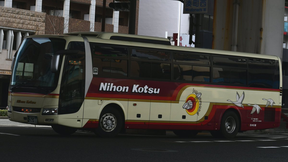 RANNINGtrainbas's tweet photo. 日本交通
なにわ200か1888，1889
なにわ200か1930
なにわ200か2688
※元なにわ200か1928
QRGｰMS96VP https://t.co/XI7x7zrkmN