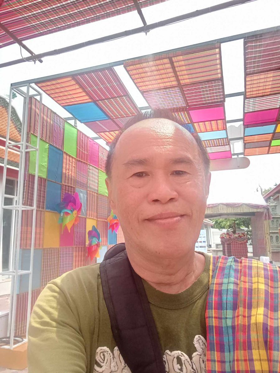 สุขสันติวันครอบครัวใครยังไม่มีครอบครัวมั้งของเสียงหน่อย