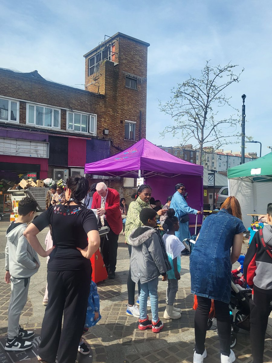 Yesterday, many traders, shoppers, Hackney residents and Londoners celebrated Eid at our flagship market on Ridley Road. The day was full of fun activities for children & families, including free henna, face painting, balloon twisting, a photo booth, and a fairground. I want to…
