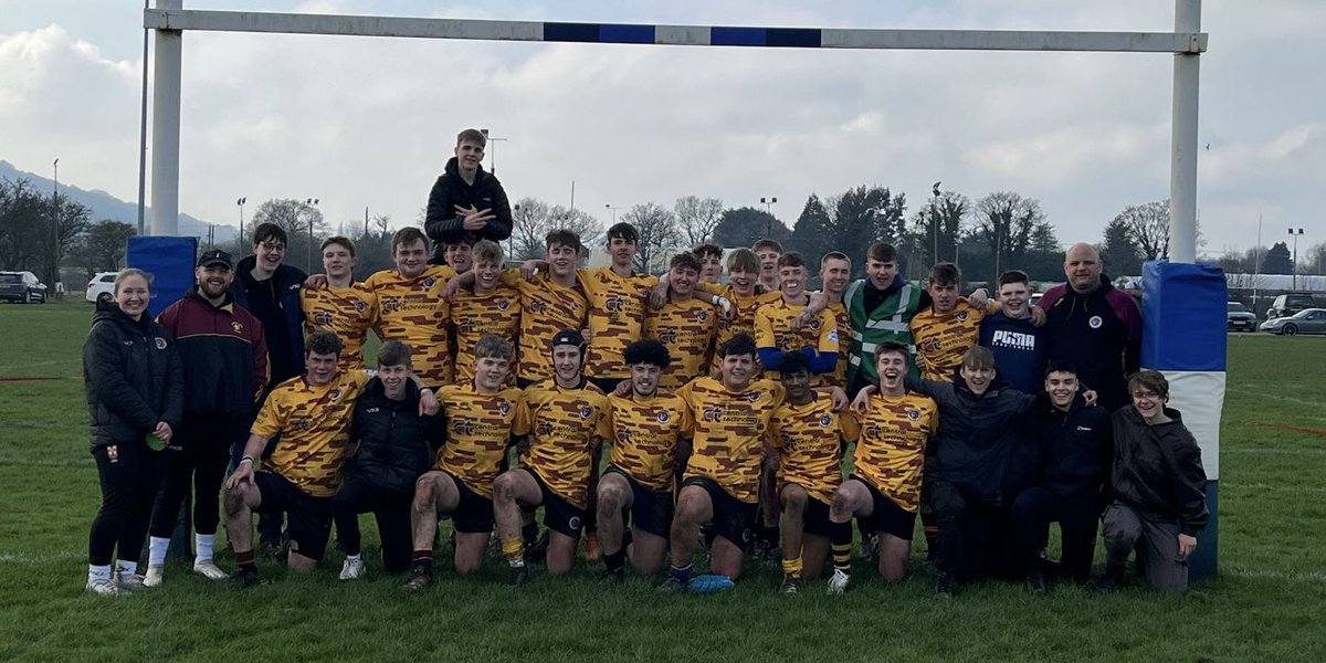 Keep up to date with the @yorkshire_rfu Under17 Colts final @SheffTigersRUFC v @RoundhegiansRFC here from 2.30pm. Looking forward to a great day of rugby played & supported in the best of spirits ❤️ 🐯 @YorkshireRugby @SheffieldStar @Sheffieldis