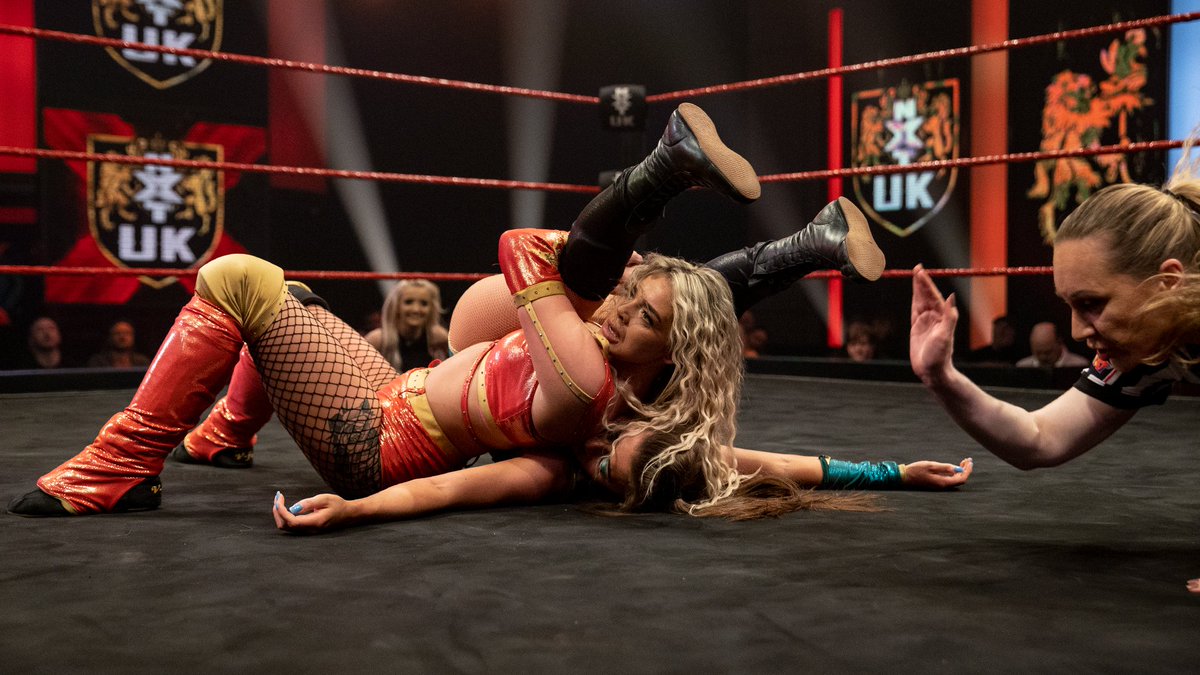 April 14, 2022: At the BT Sport Studios, @lizzyevo97 made her #NXTUK in-ring debut and defeated @AngelHayzeUK with a devastating running knee to the face. 📸 WWE