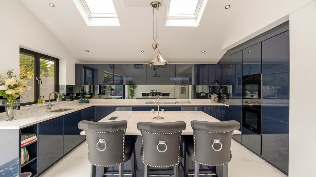 Damion Merry tweet media