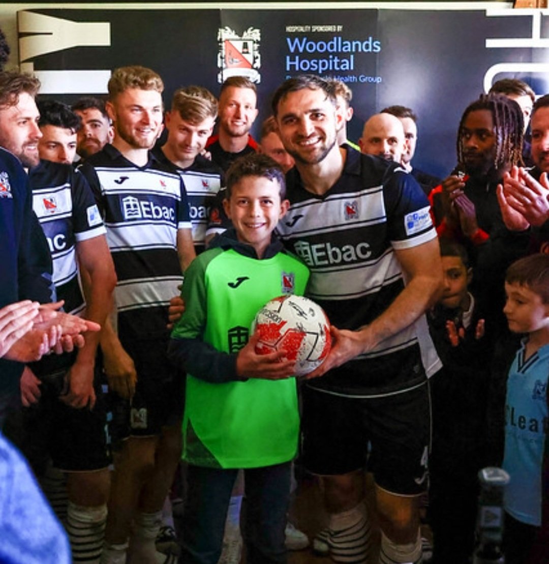 Great to make it 4/4 in League MB Sponsorships <a href="/Official_Darlo/">Darlington FC</a>   yesterday, Chester, Hereford, Brackley and Farsley! As ever great hosting from <a href="/darloborn1883/">Andrew</a> , think the boy has a new screensaver for his phone, as always also great to catch up with the tireless <a href="/GarySmi65655932/">Gary Smith</a>