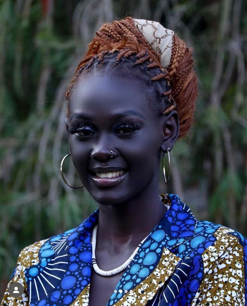 Gorgeous African lady !