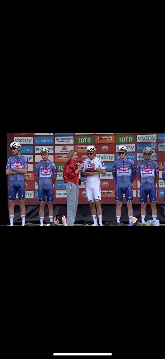 BenjaminCillebo's tweet photo. White bibs today! #AGR2024 https://t.co/DvLdtuCp1k
