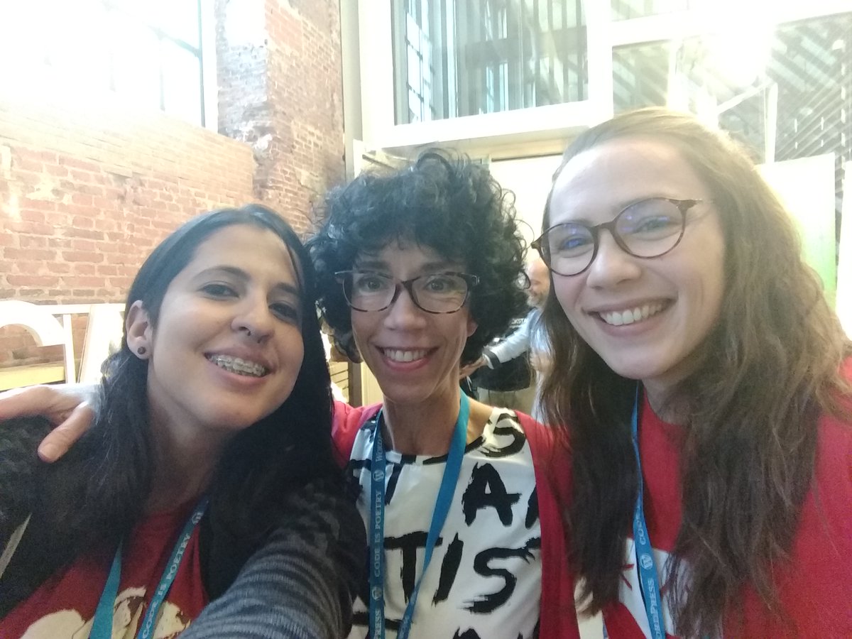 Trasteando y haciendo backups!!! mira lo que encontré! en la época de lightbox <a href="/LaPeceraDeFiu/">Carla Saiz</a> 

Recordar es vivir #wordcamp Nos pasamos las alumnas a saludar jaja
