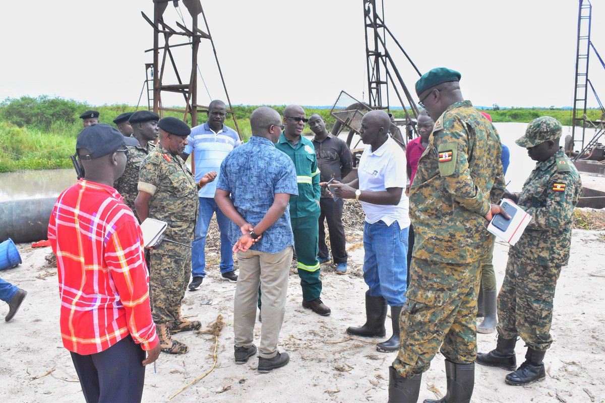 This visit was to assess the progress of a joint operation against Lwera illegal sand mining, that was launched on Thursday 11th April, following public concern on the extensive damage being caused to the Lwera eco-system.#ExposeTheCorrupt