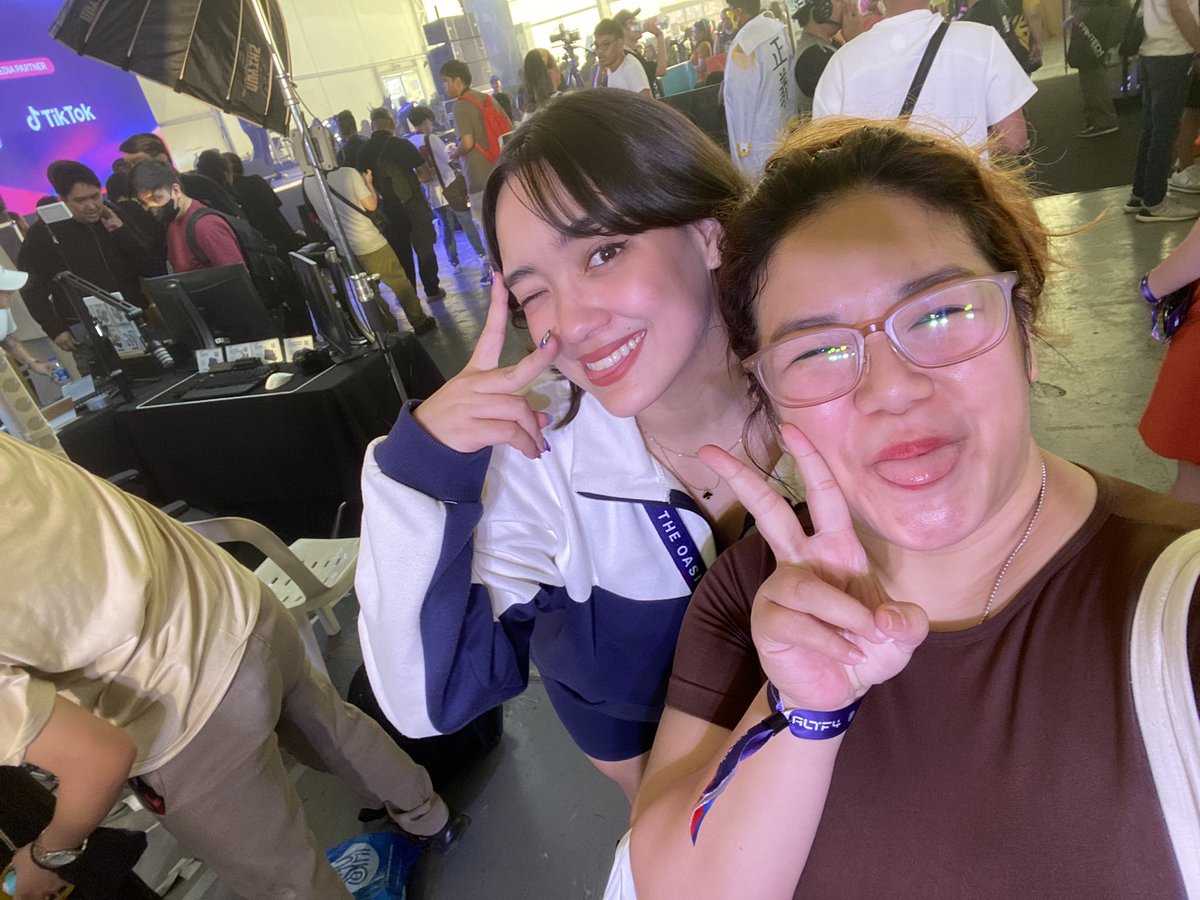 margsss__'s tweet photo. the adorable @aryannaepperson ❤️ https://t.co/GrVSIG3d2H