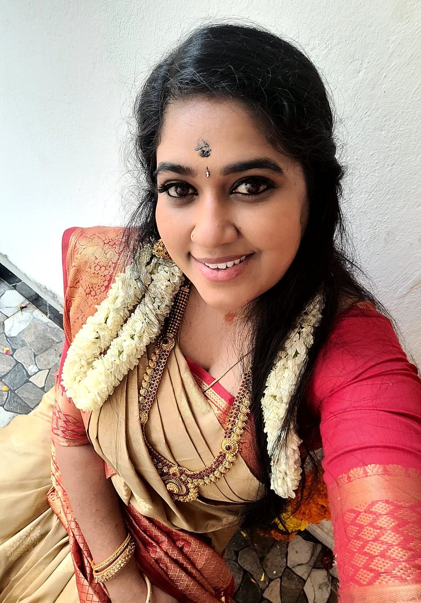 Happy Tamil New Year! May this auspicious occasion fill your life with abundance and happiness....
❤️🤎❤️ 
#TamilNewYear #PositiveVibes #sindhujaavijii #Believe