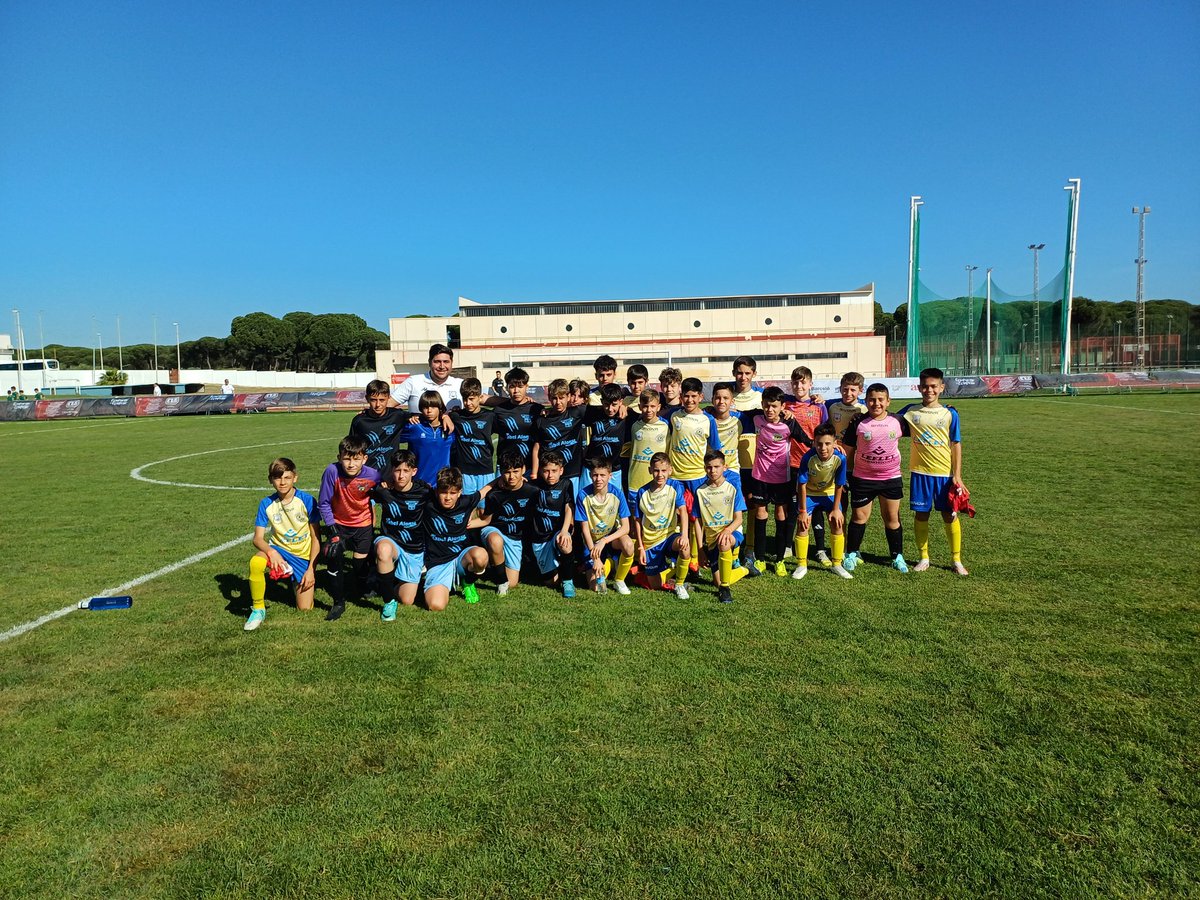 El alevin de <a href="/FBCoria/">FUTBOL BASE CORIA</a> <a href="/Coria_CF/">Coria CF</a> gana 2-0 ante el Vera pasando a cuartos, a seguir chavales ....