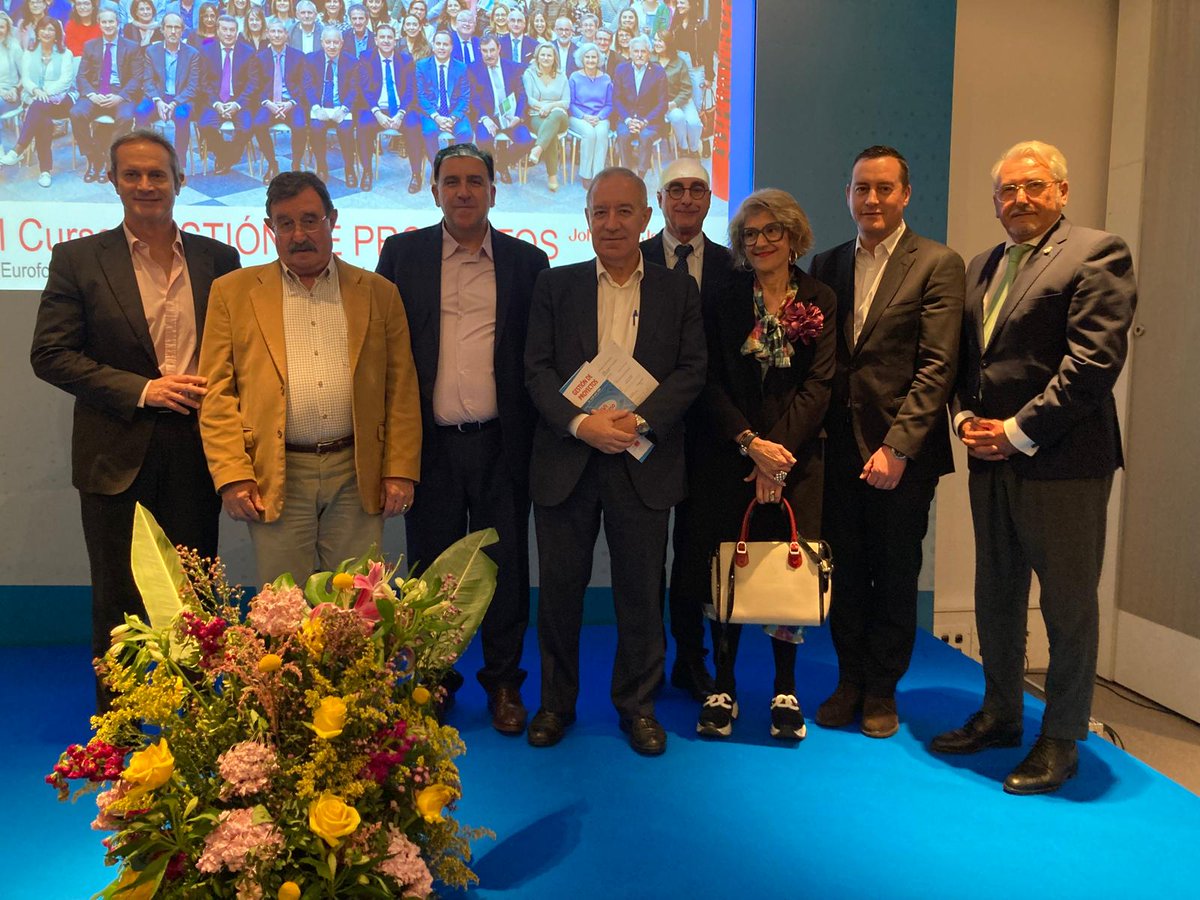 ju_marquese's tweet photo. Finaliza el Curso de #Gestionproyectos y nos despedimos hasta la próxima edición muy satisfechos por el gran éxito de este XVI encuentro con 230 asistentes, superando años anteriores y con un ambiente inmejorable. Enhorabuena a @SEDISA_NET y @JNJInnovMedES. https://t.co/BZ82pqqZhZ