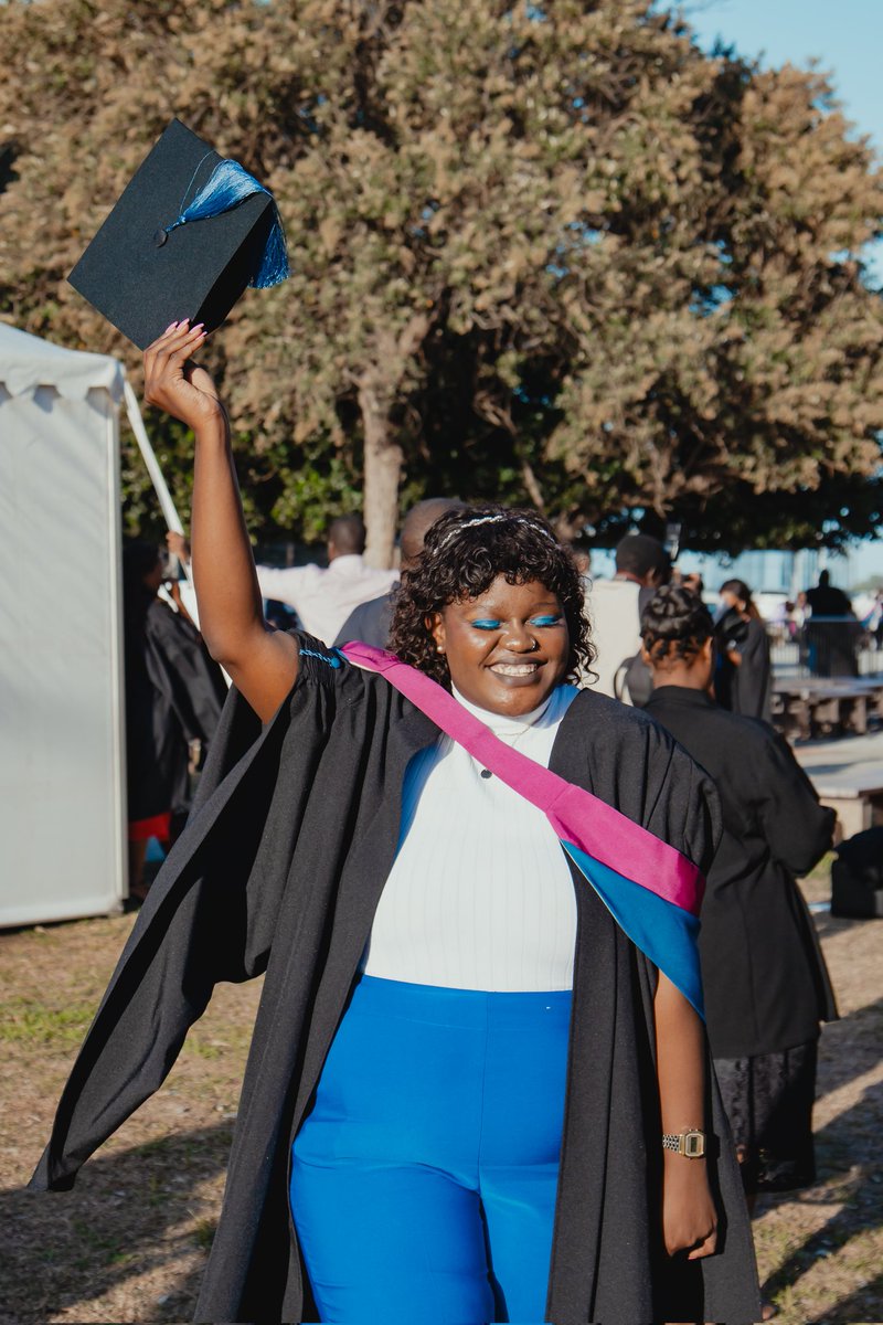 Make Graduation Fashionable Nelson Mandela University Autumn 🍂 Graduation Tag us as collaborators on your graduation content. We love to celebrate your achievements. Don't forget to hashtag #MandelaUniGrad2024 #MakeGraduationFashionable 🥻🎓✨️🎉