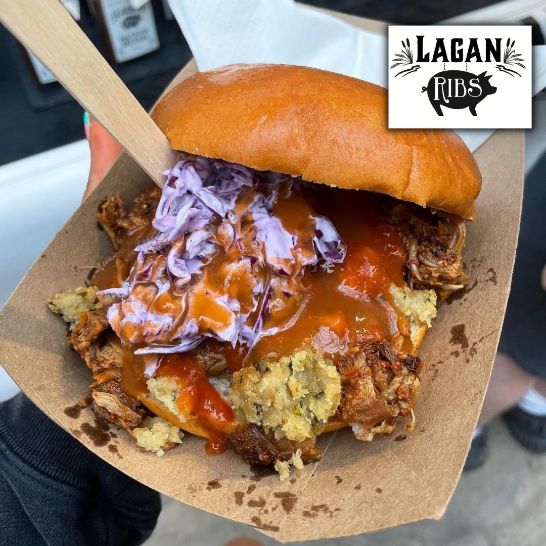 🔥🍖 Feast your eyes on this mouth-watering Belfast bap! Filled with slow-cooked, succulent pork and topped with your choice of #LaganRibsNI sauce! 🍖🔥

📅 Join us TODAY at @stgeorgesbelfast from 10am - 3pm and grab your own taste of deliciousness!🔥