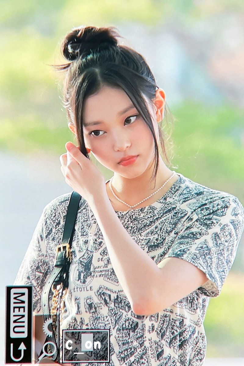 240414 pre
#뉴진스 #해린
#NewJeans #HAERIN