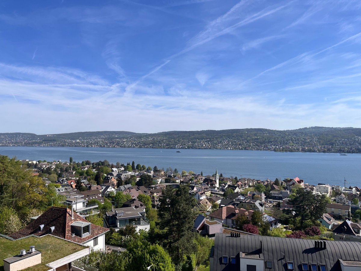 Lavisano's tweet photo. I’m at Hotel Belvoir (@ Belvoir in Rüschlikon, Switzerland) https://t.co/mERY3BeFXT https://t.co/1i2e7pnuBx