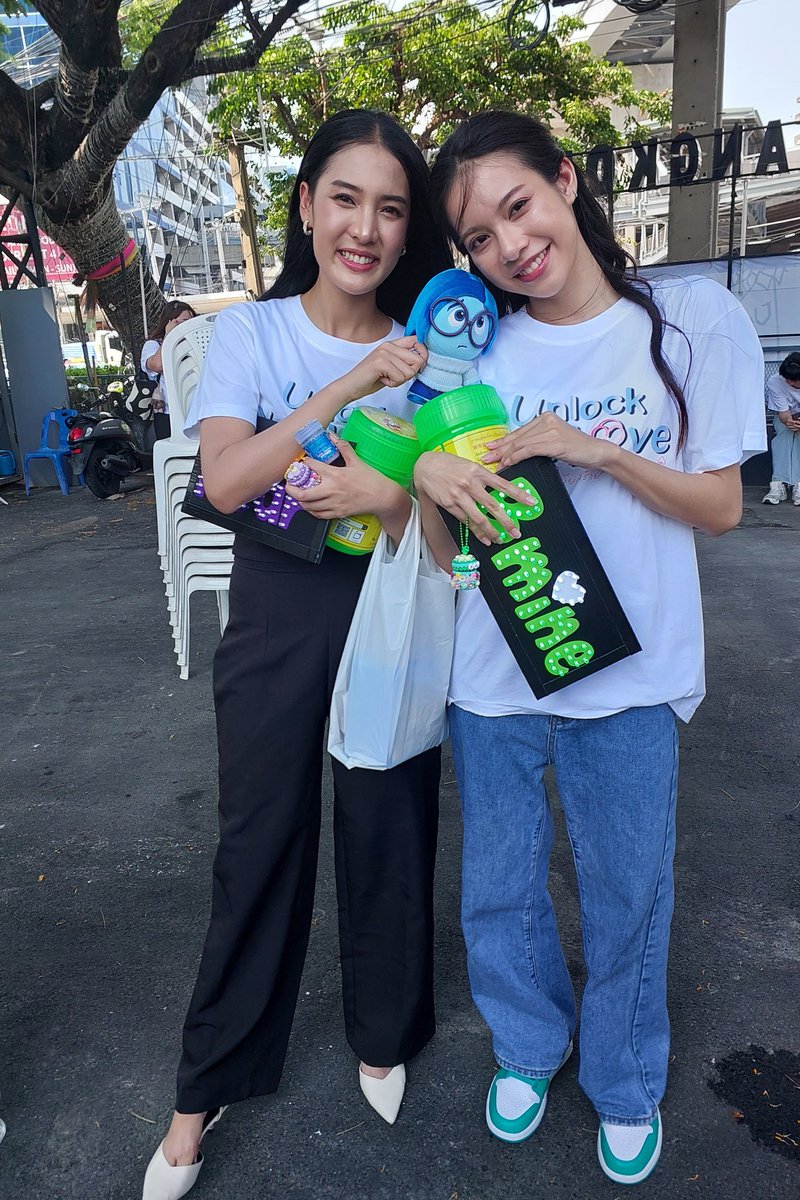 aea0603's tweet photo. พัฒนาการการเป็นแฟนคลับของนุ้ง Sadness จากครั้งแรกที่พบกันจนครั้งล่าสุด 
ทำถึง ทำเกิน กล้าหาญมาก
น้องเข้าด้อม Fortuney เรียบร้อยแล้วงับ
🌧🤍🩵💙
#LuckyMyLove
#UnlockYourLove
#BmineNear
#nearinthira
#maybebmine
#FORTUNEY https://t.co/vx0YY6o4gk