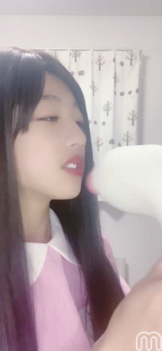 maluyuche's tweet photo. 40万pt達成したのでゆちぇ子
幼稚園児バージョンwith海ディグダで配信中✨

50万pt達成で女子高生❤️
60万pt達成でメイド服❤️
70万pt達成でヒーリングゆちぇ子❤️

歌も歌っるのできら��めで
応援しにきてね〜❤️❤️❤️
#ミクチャ https://t.co/sHvFLLUJ7h https://t.co/MVq5S1wIyO