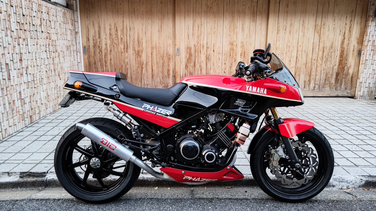 FZ250YSP's tweet image. 無事帰宅😃
#FZ250
#FZR250
#YAMAHA
#プロアーム