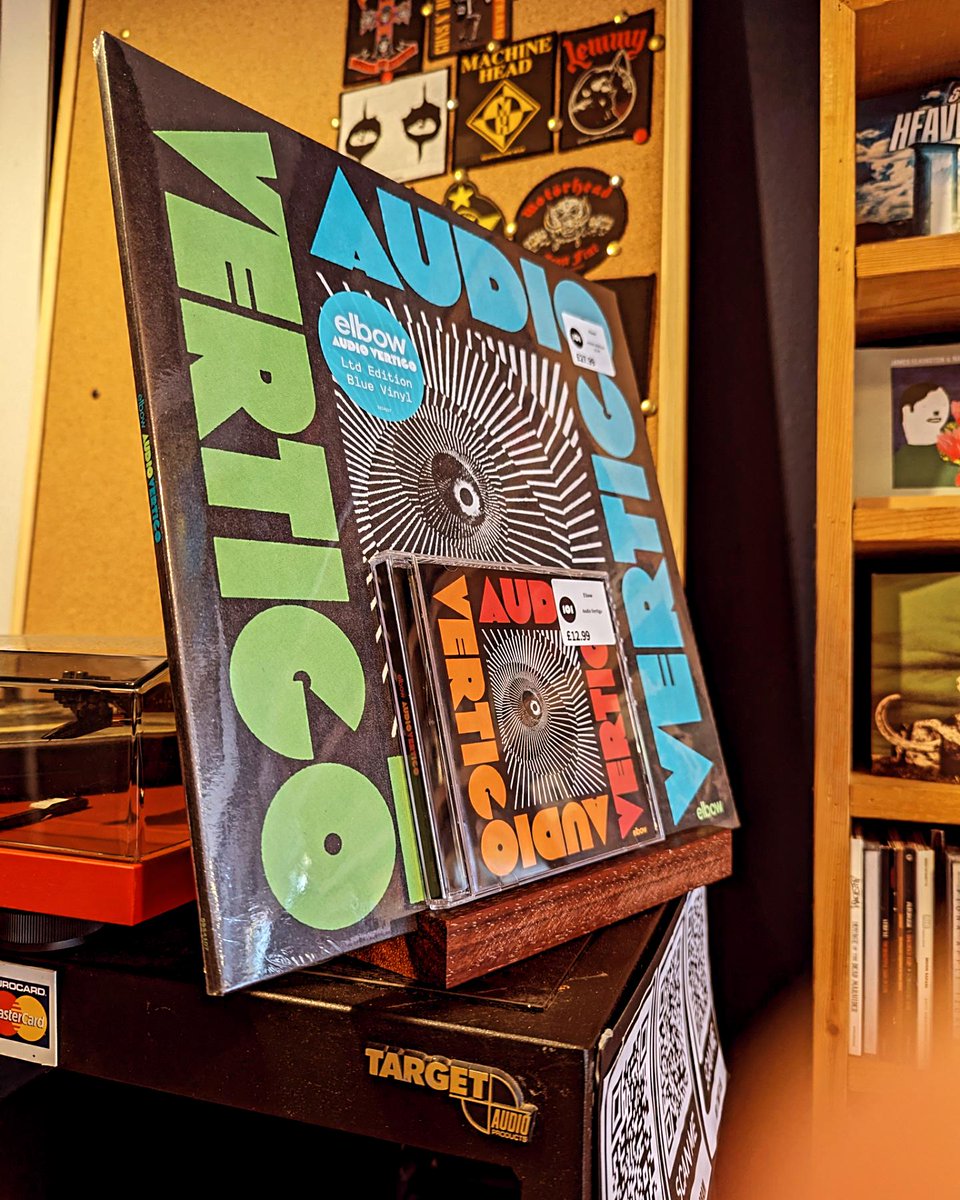 101CRecords's tweet photo. 101 will be open today 14th April 10am til 4pm to coincide with Antiques & Brocane Street Market. in West Street. Make the most of Sundays free parking and come down and have a browse.
#101collectorsrecords
#independentrecordstore
#sundayopening
#farnhamartistandmakersmarket https://t.co/u7lXCMbX33