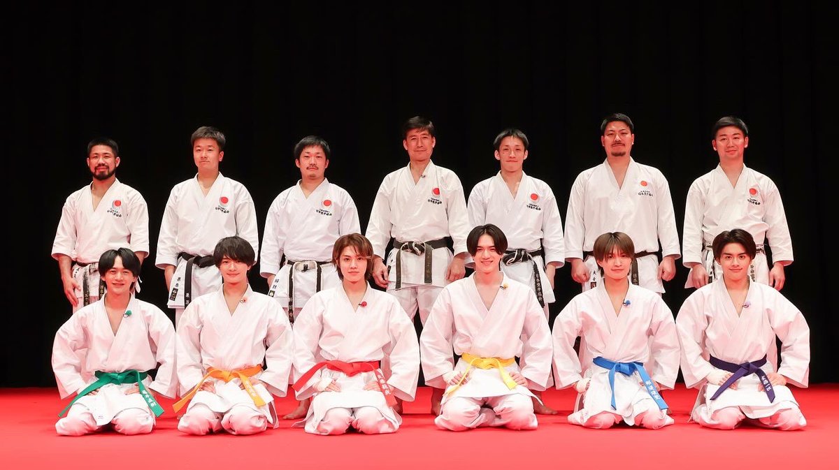 JkaNews_'s tweet photo. 美 少年亭　第5章

見逃し配信は本日までです✨
#TVer  
#美少年
#美少年亭 
#日本空手協会 

こちらから↓↓↓↓
https://t.co/ifNGKzZbiO https://t.co/cE5PAI7HWT