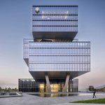 Photo by Glass Architecture (@Glassatecture)
