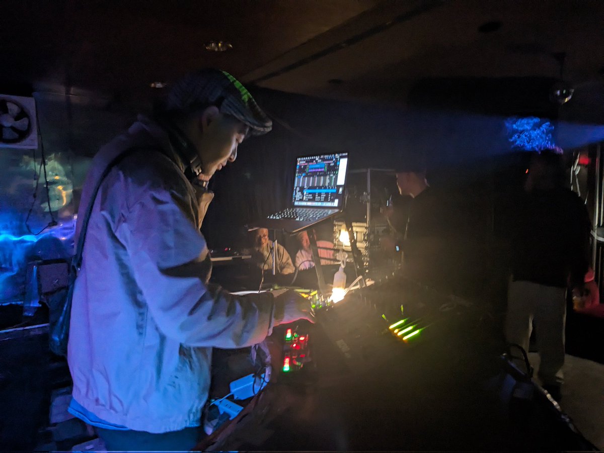 SORENARI_works's tweet photo. #京極街Lonely
#KOKAKAGROOVE

その場にいた全員のヴァイヴスが高すぎ https://t.co/feXaywPuj1