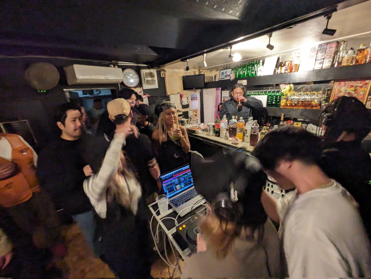 SORENARI_works's tweet photo. #京極街Lonely
#KOKAKAGROOVE

その場にいた全員のヴァイヴスが高すぎ https://t.co/feXaywPuj1
