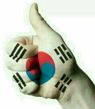 "국힘 108명 당선자들아"
꼴값들 떨지마라
너희가 잘나서 찍은줄 아냐?
국힘이기에 찍어 준거다.그런데
내각 총 사퇴. 김건희.채상병 특검 하자고?
죄명이가 대파 흔들때 너희는
센드위치 흔들었냐?이.조 둘을 구속하라고 한마디했냐?
한위원장만 처다 보고 있다가
당선 됐다고 하루만에 윤.한 비난해?