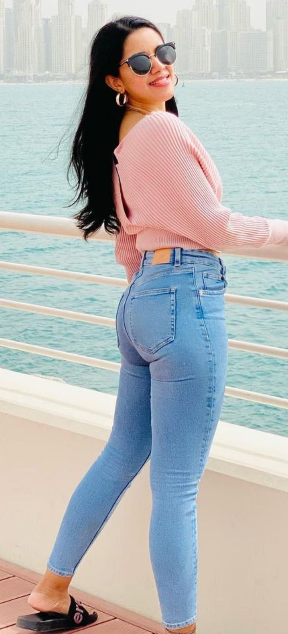 GLHX3gpWUAALqnI?format=jpg&name=large