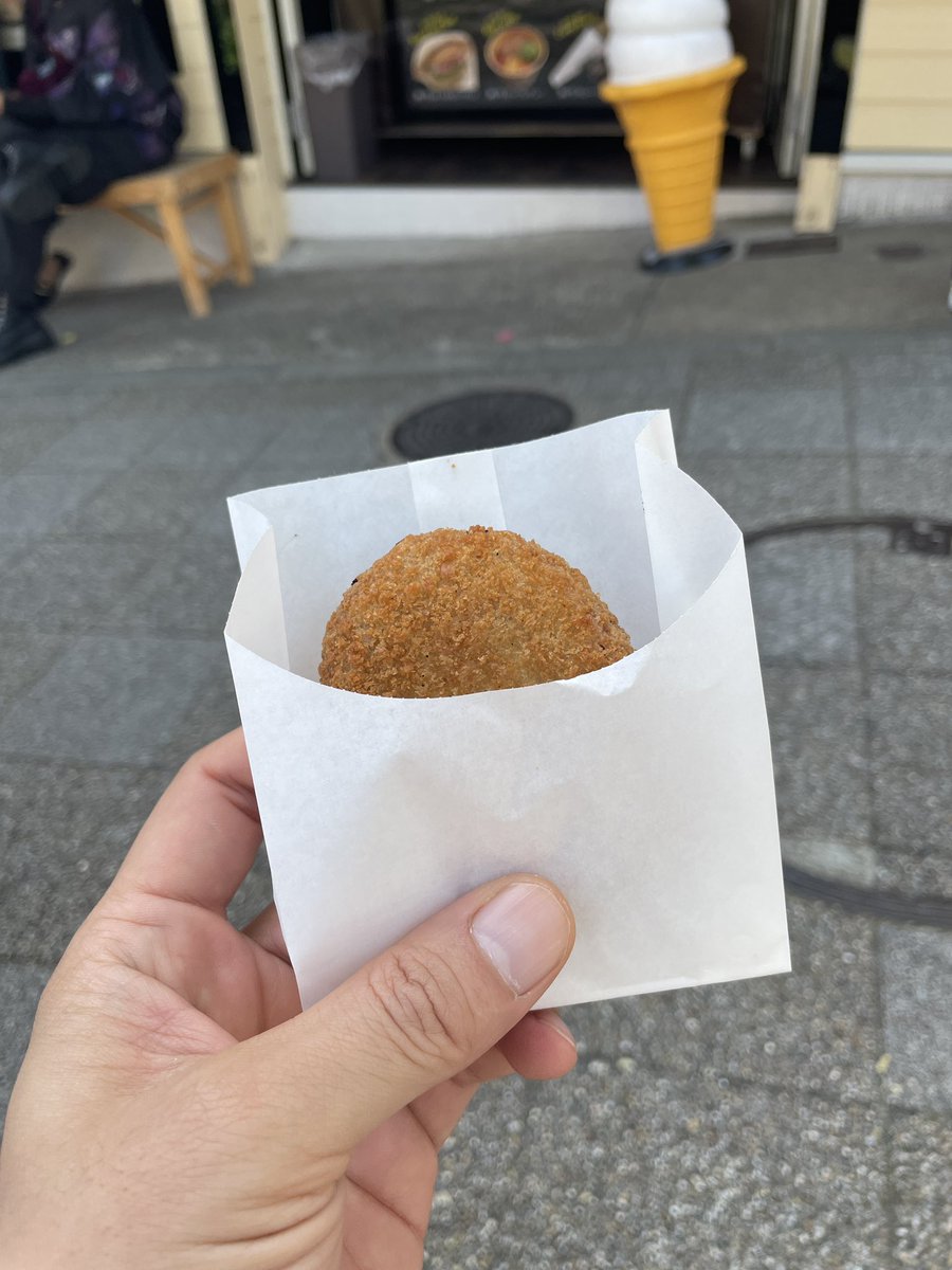 tetraconnection's tweet photo. テトラ練習in神戸でした。
神戸の街を堪能しました。
ʕ•̫͡•ʕ•̫͡•ʔ•̫͡•ʔ

神戸のハイライト
・twice up
・上裸まではセーフ
・昭和のホットケーキ https://t.co/37PcLbZvcg