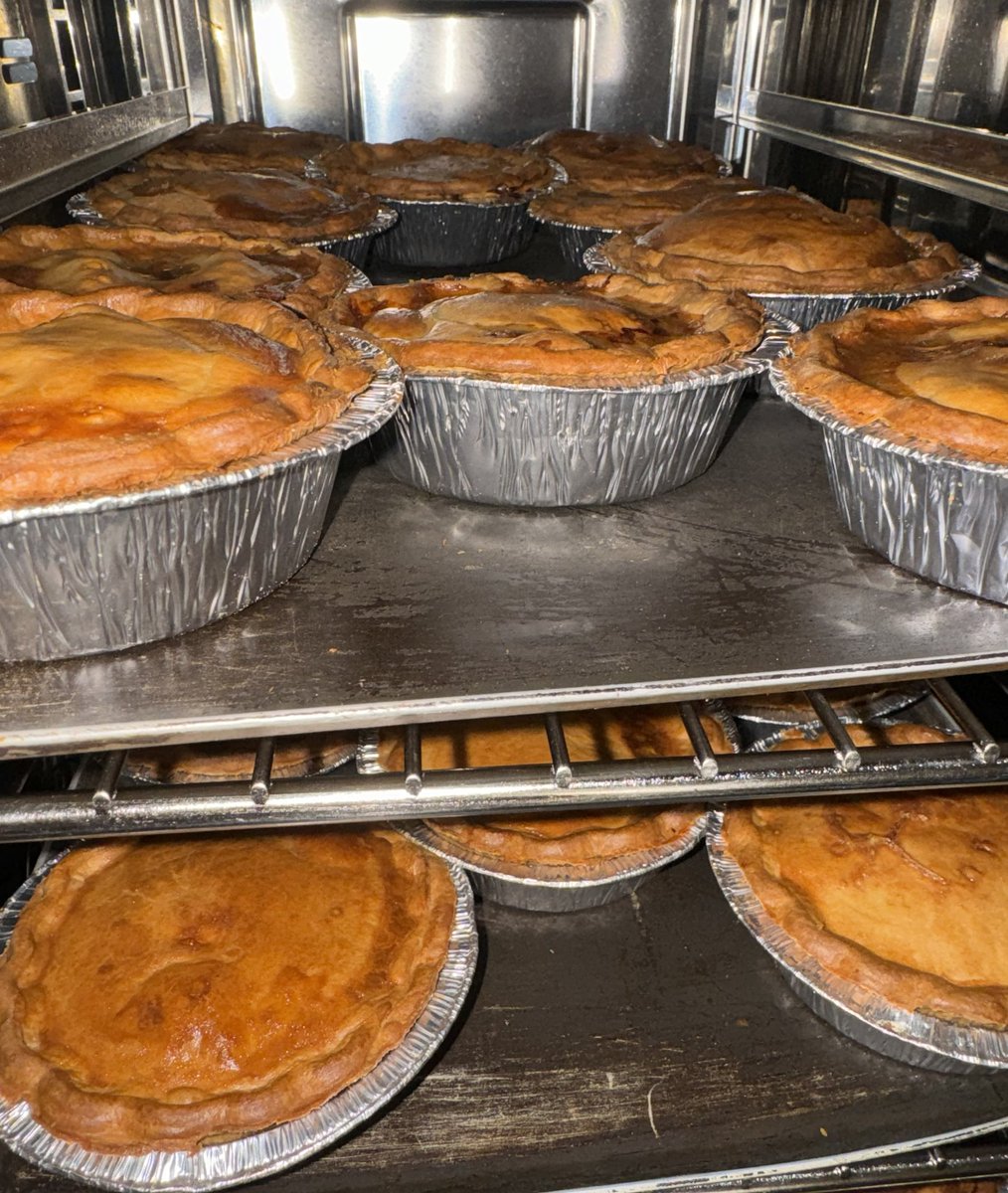 We are open and straight into matchmode for @LFC vs @CPFC! Open until kick-off with our delicious award winning pies🥧 As usual, bring your money for a pie, a donation for @SFoodbanks (if you can) and your voices to get behind the lads🔴 #BuyLocal