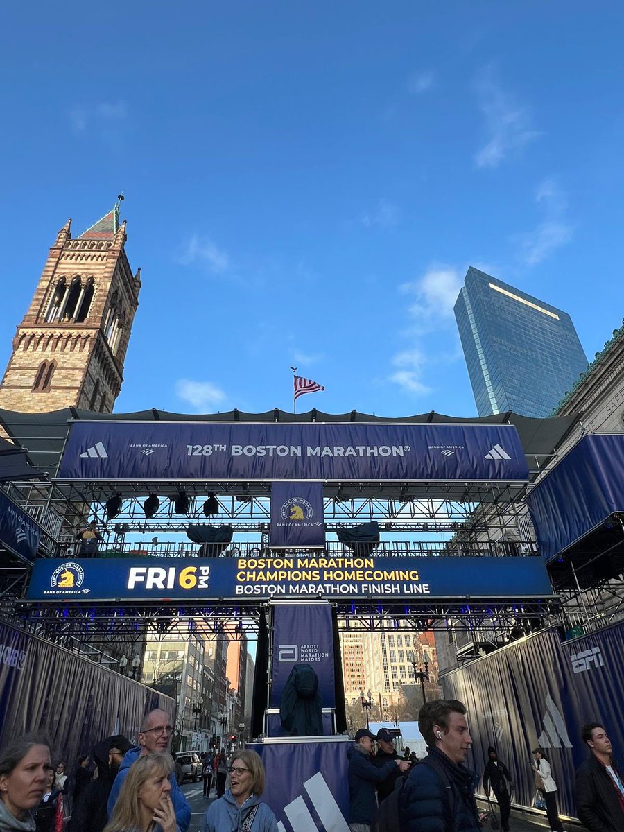 Historia de la maratón ✨🇺🇸🏃‍♀️🏃‍♂️

Cada año nuestro viaje a la <a href="/bostonmarathon/">Boston Marathon</a> es ÚNICO 👉Nuestros corredores y acompañantes lo saben y viajan con la ilusión de ser finishers de esta grandísima maratón 🏅

#maraton #bostonmaraton #maratonboston #dorsalboston #marathinez