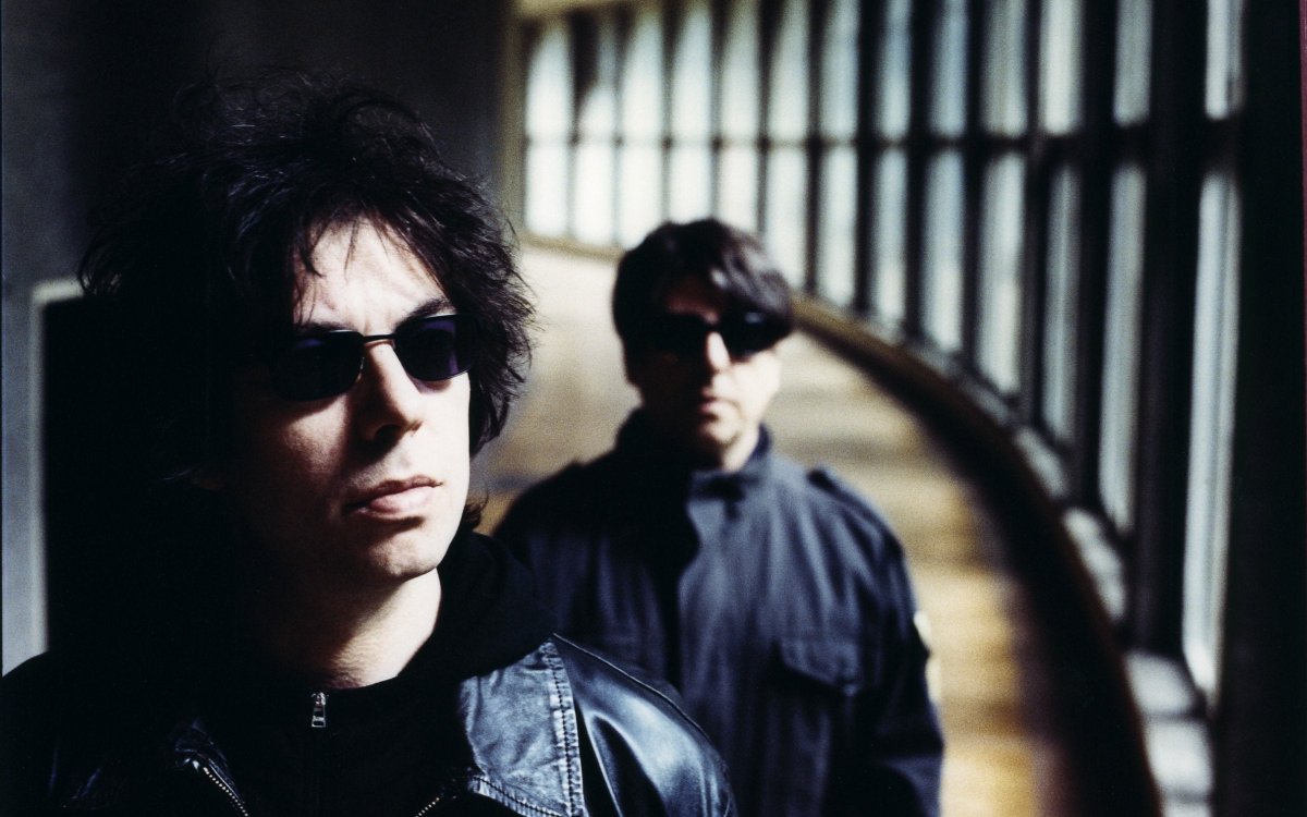 Were you there? Here's Damian Robinson's honest review of Echo & The Bunnymen at @O2CityHall #Newcastle: nevolume.co.uk/music/reviews/…