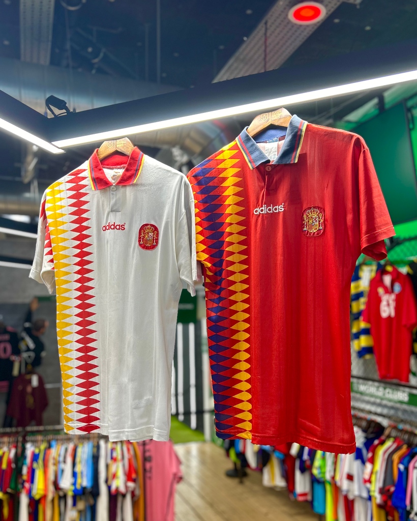 You can't beat a home and away combo! 🇪🇸 Spain 1994 Away Spain 1994 Home Both in store now 🔥