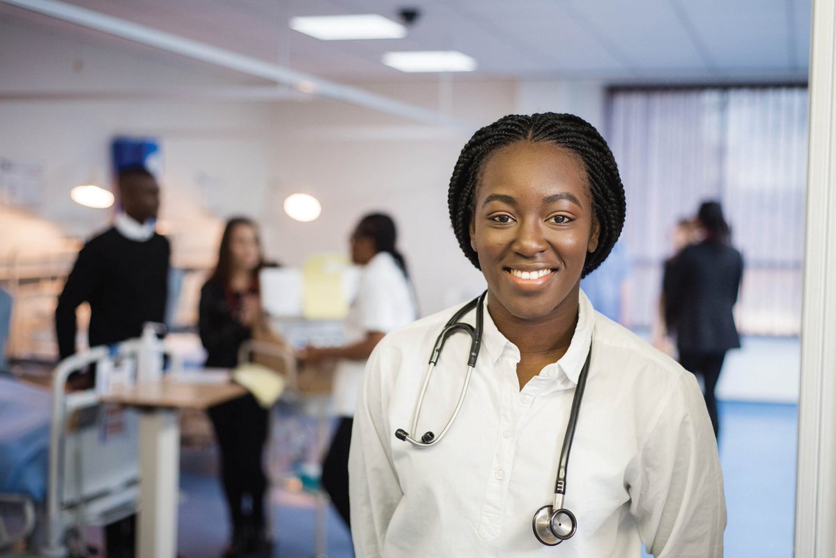 Delighted to share that @KMMSmedschool has been successful in securing funding from National Institute for Health and Care Research (NIHR) to support medical students expand their experience in research 💉 kent.ac.uk/news/education…