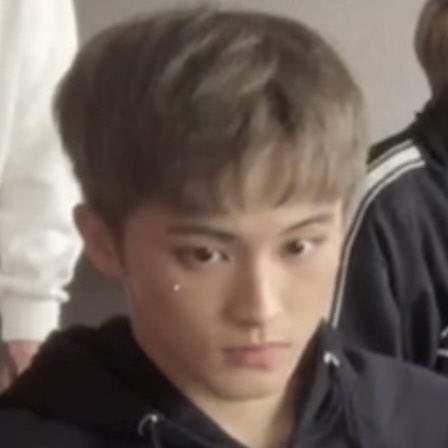 맠냥아 니 머선 잘못 햇는데…