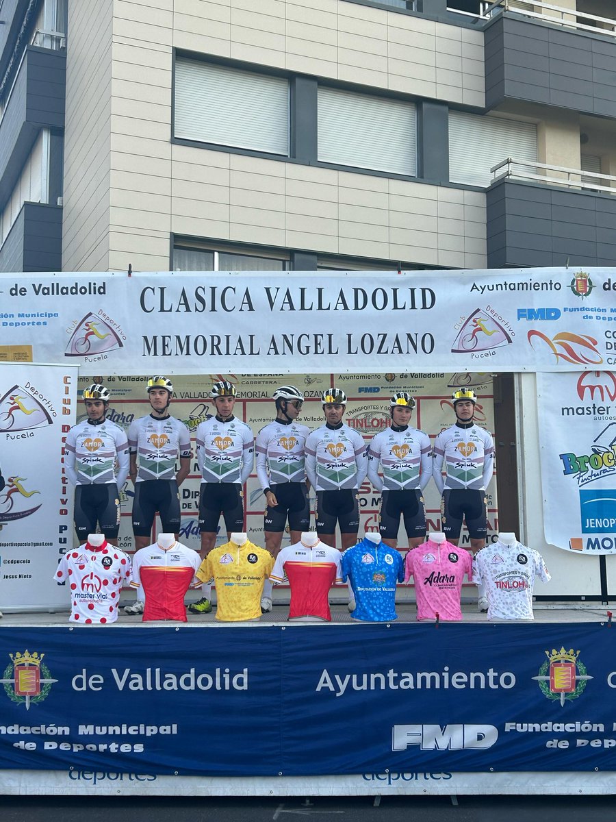 Protagonismo sin premio en la #ClásicaValladolid 😪 
💣 Buenos ataques de @DanyMuriel28 y @JorgeGalvez00 en el último tramo, pero fue imposible doblegar al gran pelotón
👍 Sumamos una nueva #CopaEspañaEliteSub23 seguros de que llegará nuestra oportunidad
#ZamoraEnamora 💛