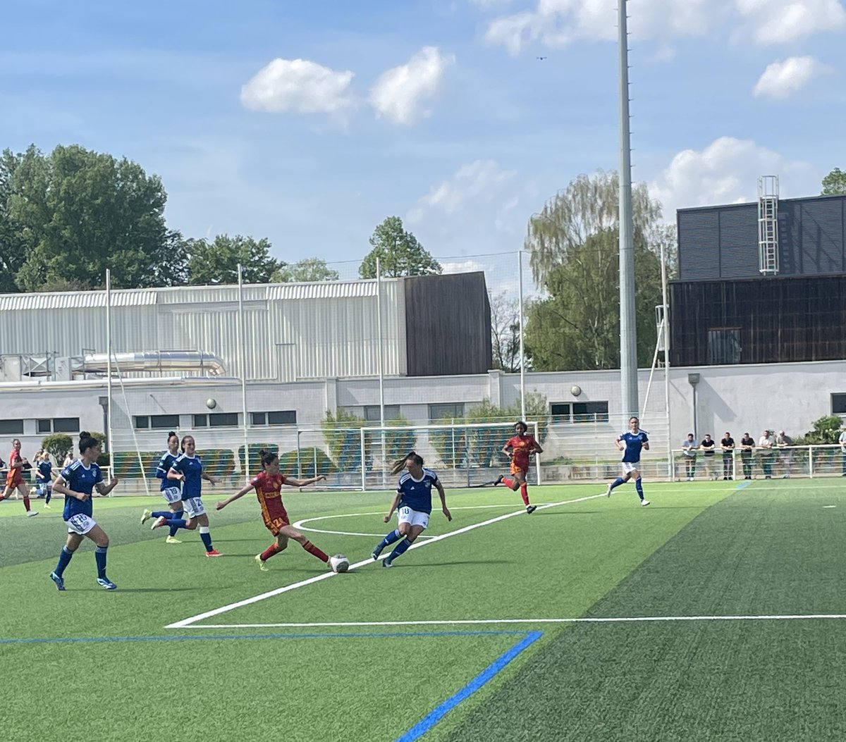 0-1 pour l’instant. Allez les filles !  #FémininesRCSA