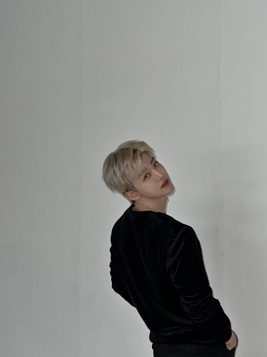 ; Penantian Berharga 
—
a na jaemin few tweets local au
by flyysgallery