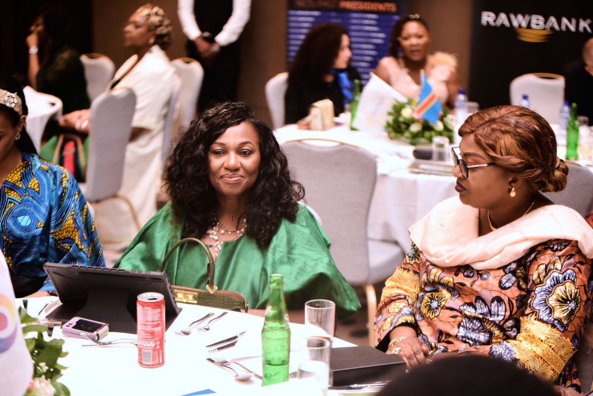 SpecialeYelu's tweet photo. Leur action contribue significativement à améliorer la santé et le bien-être des populations de la RDC.

#presidencerdc #chantalyelumulop #FELIXTSHISEKEDI #cjvftp #RDC #femmesleaders #femmescongolaises #jeunesserdc #congo  #g100 #parité https://t.co/I19dQ20ku4