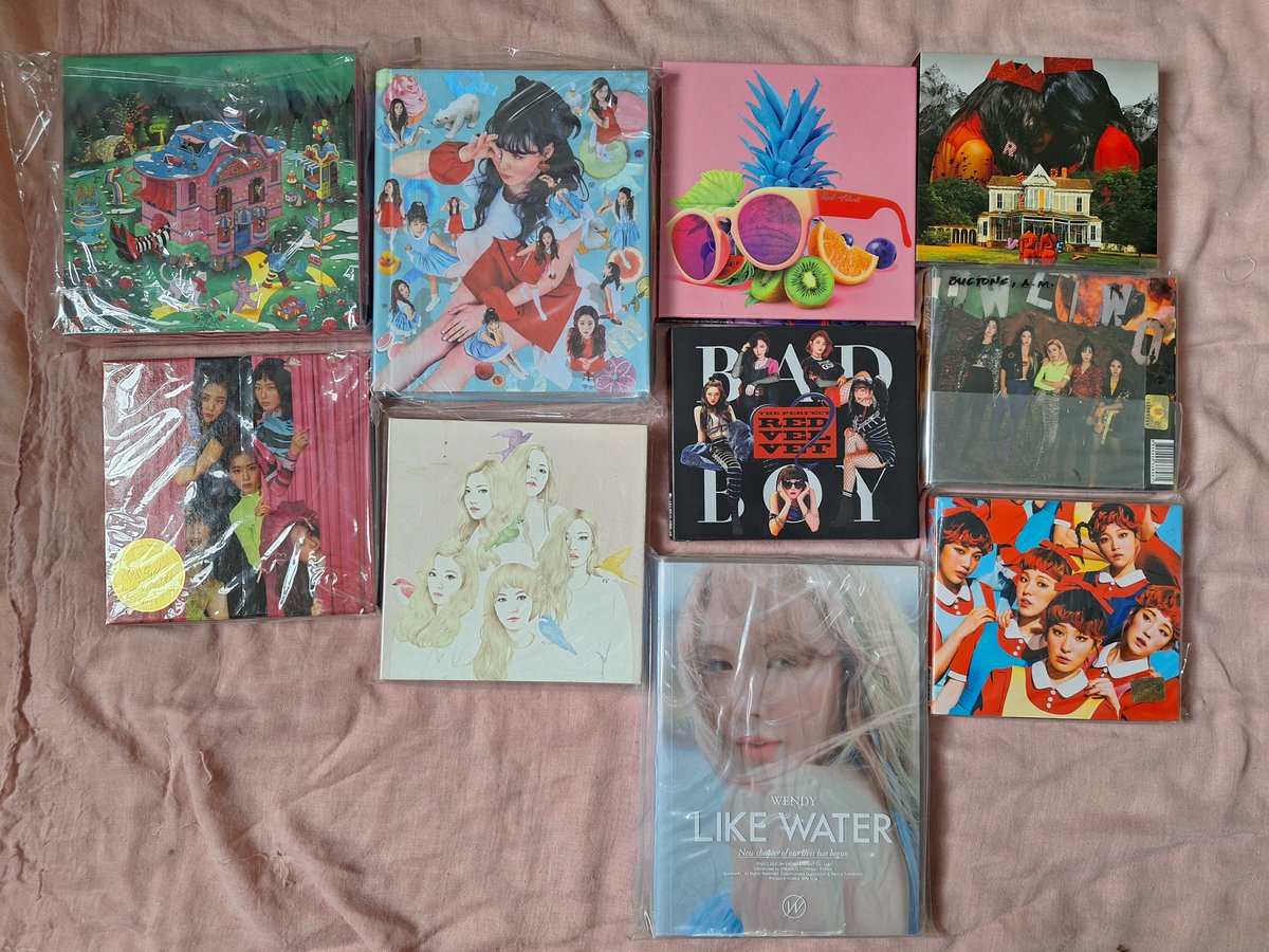 wannie20vip's tweet photo. WTS/LFS

Red Velvet unsealed albums:
TPV - 300
TPRV-300
Red summer-500
RBB-300
The red-350
ICC-310
Rookie-400
RF Day 1-380

Lalamove or meetup: Glorietta
RFS: need funds

#wts #lfs #unsealed https://t.co/ifEJC6V6C9