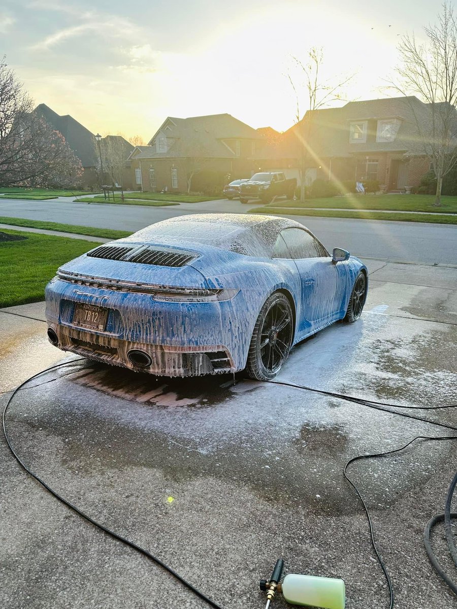 Would you drive this Porsche after the first wash 🧽