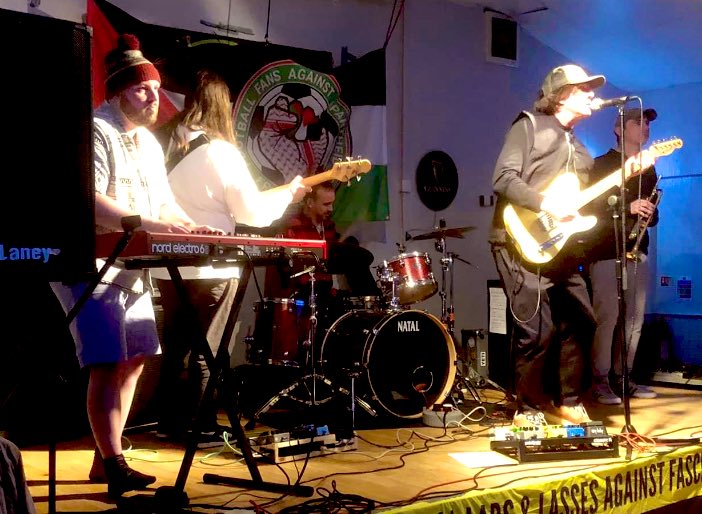 bowen_mel's tweet photo. Big thanks to @LadsLasses for inviting The Original Series on to the bill in Nottingham last night & of course everyone who came to support this @MedicalAidPal fundraiser. ✊ #radiofunk #bangupthegovt https://t.co/LvwWvWa6Fx