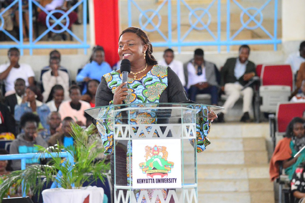 KenyattaUni's tweet photo. H.E. Pastor Dr. Dorcas Rigathi, The spouse of the Deputy President of the Republic of Kenya, makes her brief remarks.  #UnityInDiversity #InterfaithCommunity #interfaithprayerservice https://t.co/J7ZtDzTaS1
