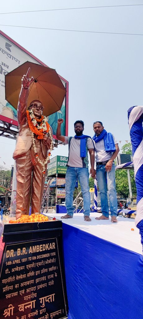 fagusoren911's tweet photo. We, the people of INDIA 
हम, भारत के लोग

आईडिया ऑफ़ इंडिया के शिल्पकार, समानता व न्याय के पैरोकार, मानवता के हिमायती, इंसाफ़ और इंसानियत के सूत्रधार बाबा साहब डॉ. भीमराव आंबेडकर जयंती की सभी को बधाई.🙏🏽💐💐

#जय_भीम 
#Ambedkar 
#AmbedkarJayanti2024 
#अंबेडकर_जयंती #अंबेडकरजयंती https://t.co/2qvI5m3EA9